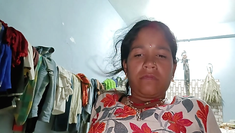 Indian couple makes an amateur homemade couple made