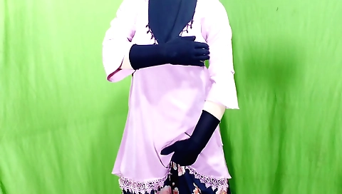 Indian blonde has a hot solo fucking with her stepsister