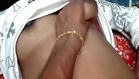 Indian bhabhi has first anal sex in an amateur video