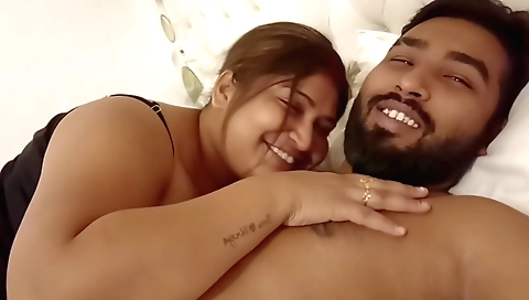 Indian hottie with hairy pussy playing with a dildo