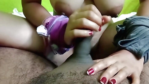 Indian girl in green lingerie fucked in her hairy pussy