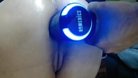 Indian girl does anal masturbation with the big dildo