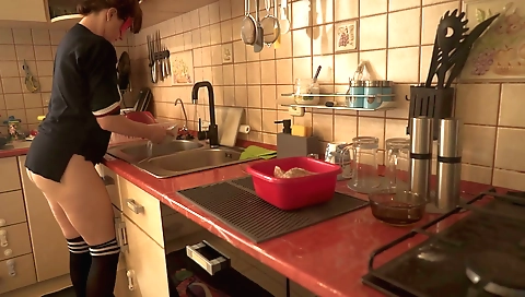 I got a massage in the kitchen when I called a massage therapist