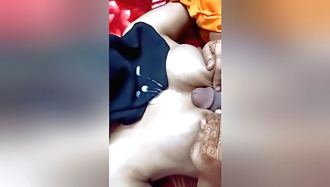 Muslim amateur girl with big boobs cumming first time