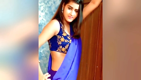 Sexy amateur brunette girls show off their bodies in video