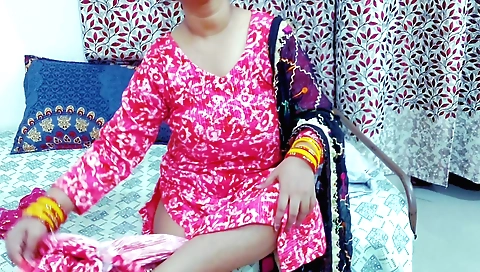 Stepmom seduces stepson and fucks her hot ass in the best way