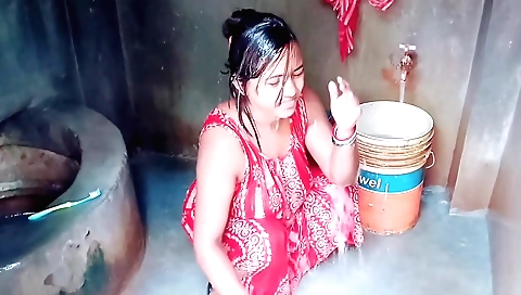 Indian milf with a big ass masturbating in a solo video