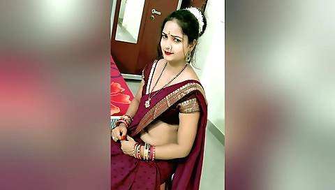 Amateur indian brunette teen in her hotel room makes video
