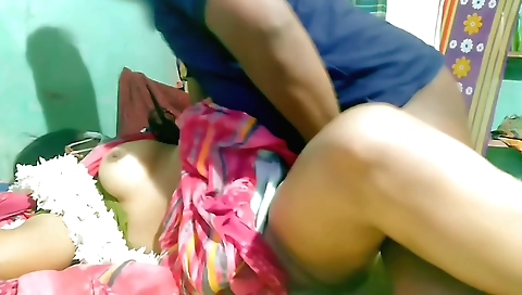 Amateur brunette teen girl with big tits and a beautiful body