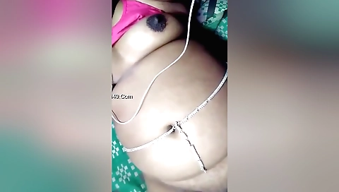 Today Exclusive- Mallu Bhabhi Showing Her Nude Body And Bathing 3