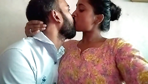 Amateur busty brunette is getting her pussy fingered