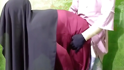 Indian amateur with a big ass and a big ass is having a nice sex