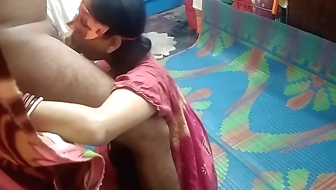 Indian stepmother and boyfriend are fucking in a video