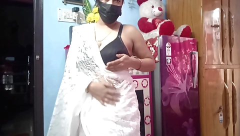 Indian mature stepmom plays with her hairy pussy in hd vid