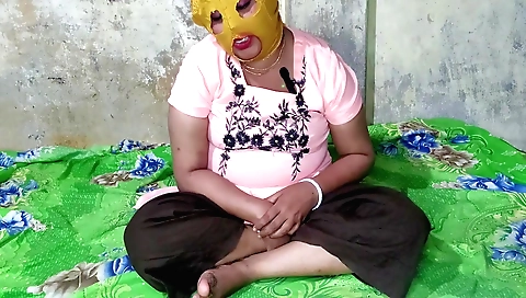 Indian girl fucked by her boyfriend in a beautiful view