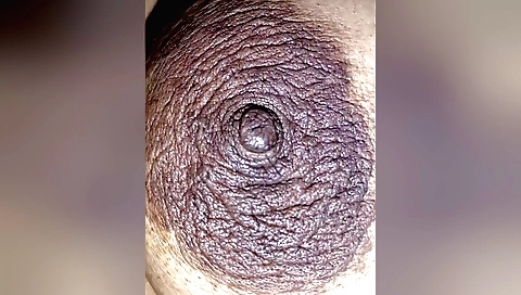 Indian amateur nude show close-up with big nipples