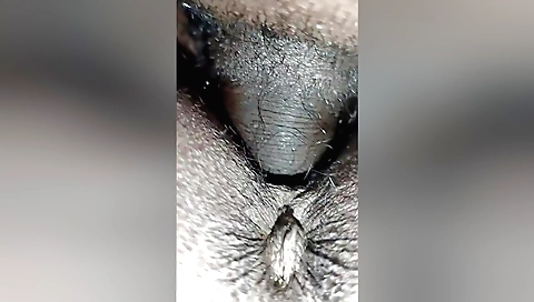 Amateur slut gets it off on her back and in her ass