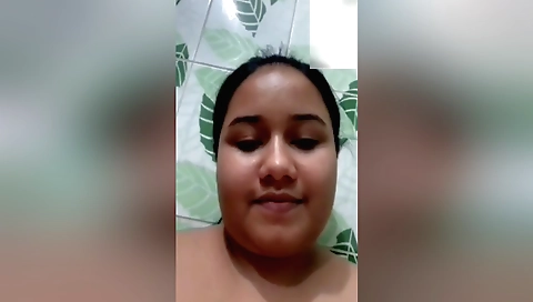 Sexy brunette babe shows her ass and big boobs on webcam