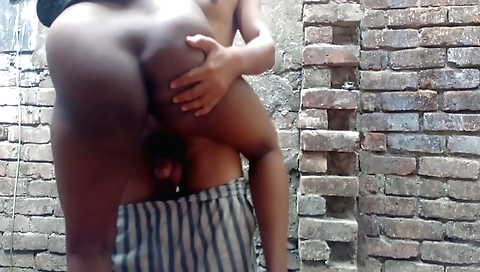 Indian babe gets on her boyfriend's dick after some anal