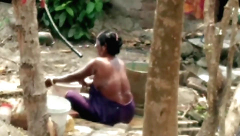 Indian Is Taking A Bath And Show Boobs And Big Ass
