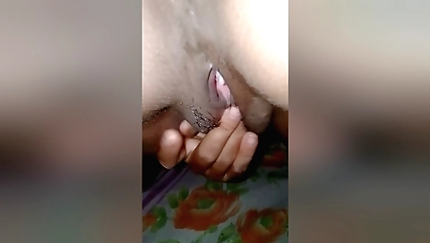 Hairy Indian babe with a hairy pussy in solo porn video