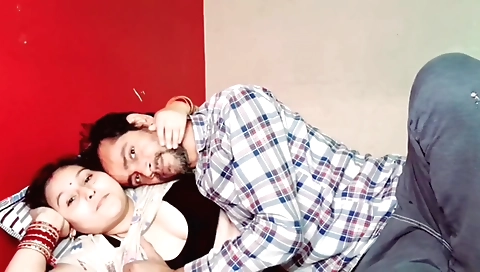 Amateur brunette with large tits fucked with hunter