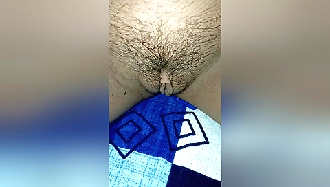 Sexy amateur fetish with hairy cunt being penetrated