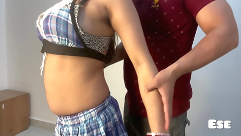 Gym trainer exercises her body and gets ready for workout