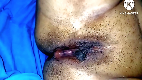 Hot Sexy Bhabhi Was Left By Her Lover On The Farm Outside