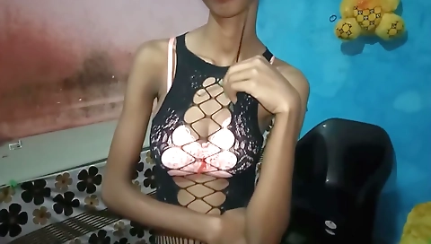 Indian brunette 18+ gets a dick in her tight pussy in POV