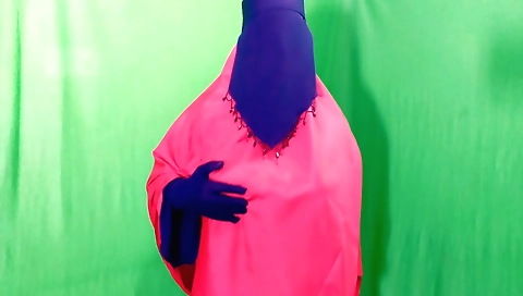 Indian solo video with a sexy brunette taking off her clothes