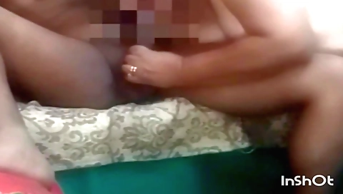 Amateur webcam video with a hot brunette mature whore