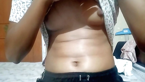 Hot schoolgirl does it in a hot way in her bedroom