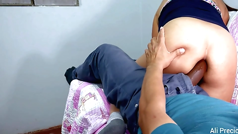 Indian amateur milf sits on the dick and gets it all inside