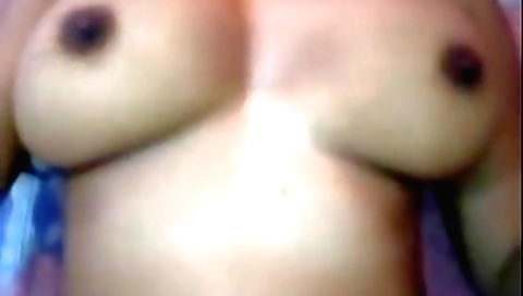 Indian brunette girl gets her pussy pounded by her lover