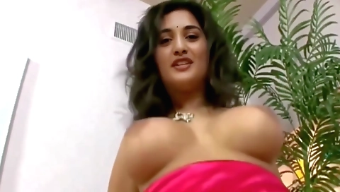 Indian whore sucks and cums all over a face pillow